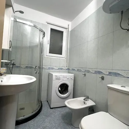 Appartement Modern Two Bedroom By The Sea *