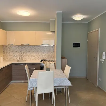 Modern Two Bedroom By The Sea Appartement *