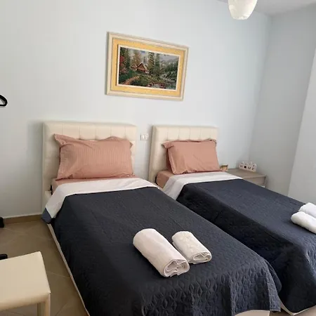 Appartement Modern Two Bedroom By The Sea *